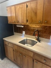 608 E Lynfield Dr in Rockville, MD - Building Photo - Building Photo
