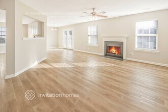 3504 Devon Chase Rd in Atlanta, GA - Foto de edificio - Building Photo