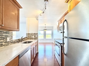 705 Canonbury Way in Hayward, CA - Building Photo - Building Photo