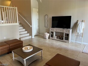 11875 Izarra Way in Ft. Myers, FL - Building Photo - Building Photo