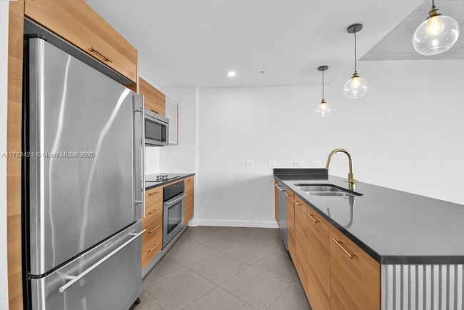 3301 NE 1st Ave, Unit H2509 in Miami, FL - Building Photo - Building Photo