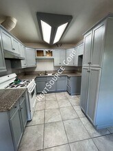 38728 17th St E in Palmdale, CA - Building Photo - Building Photo