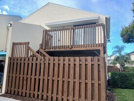 639 Executive Center Dr in West Palm Beach, FL - Building Photo