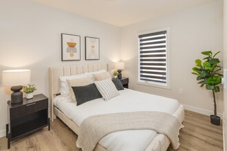 Latitude 49 Townhomes in Winnipeg, MB - Foto de edificio - Interior Photo