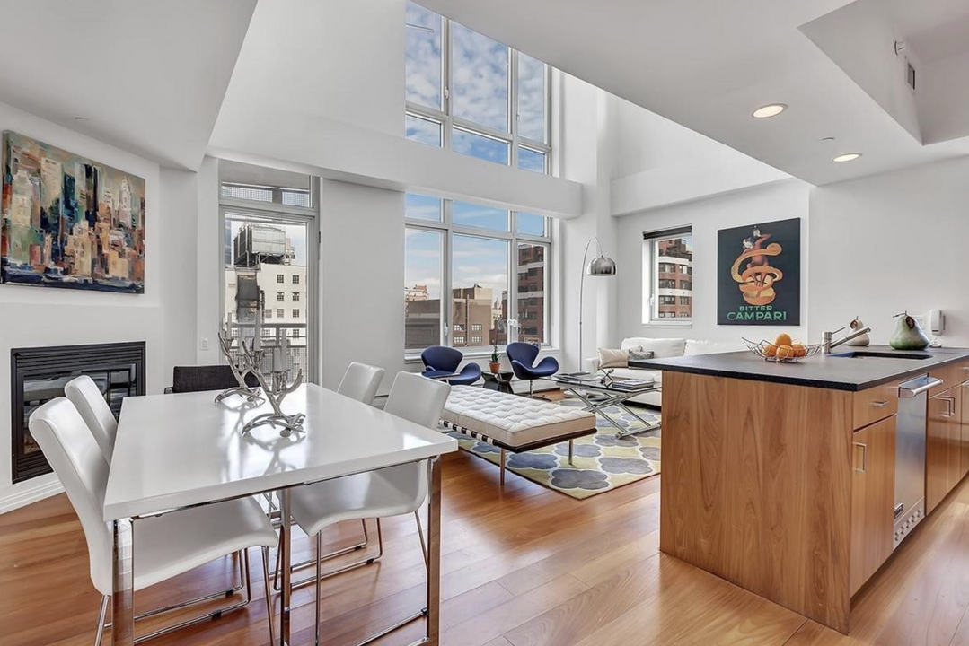 207 E 59th St in New York, NY - Building Photo