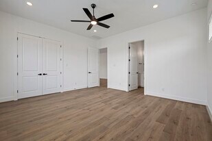 1808 Drover Ln in Rosenberg, TX - Building Photo