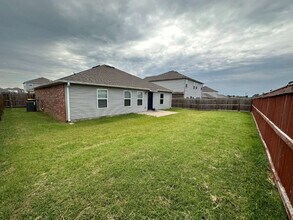 1600 Scotland Dr in Centerton, AR - Building Photo - Building Photo