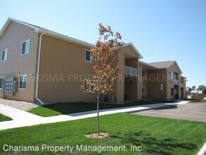 535 Figzel Ct in Tea, SD - Building Photo - Building Photo