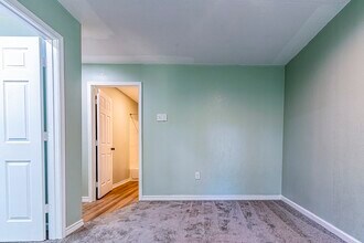 229 Bishop St in Livingston, TX - Building Photo - Building Photo