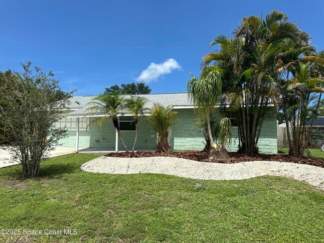 property at 660 Belvedere Rd NW