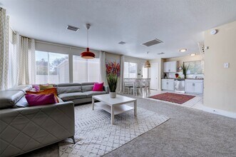 3818 E Traditions Ct in Houston, TX - Building Photo - Building Photo