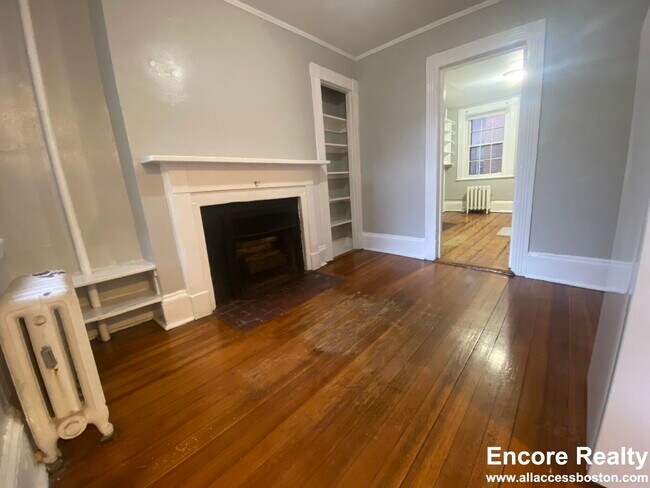 3 Champney Pl, Unit 2 in Boston, MA - Building Photo - Building Photo