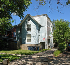 921 Mary St in Ann Arbor, MI - Foto de edificio - Building Photo