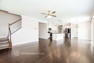 8328 Flint Hill Dr in Charlotte, NC - Foto de edificio - Building Photo