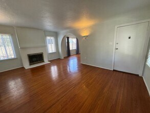 1344 S Hudson Ave in Los Angeles, CA - Building Photo - Building Photo