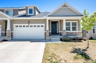 931 S 2040 W in Orem, UT - Building Photo