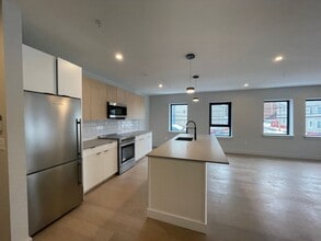 75 Chestnut St in Portland, ME - Building Photo - Building Photo