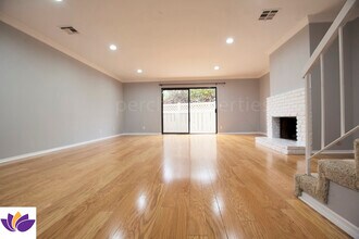 4365 McLaughlin Ave, Unit 28 in Los Angeles, CA - Building Photo - Building Photo