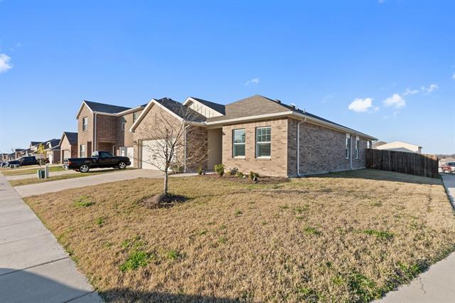 704 Cherry Blossom St in Anna, TX - Building Photo