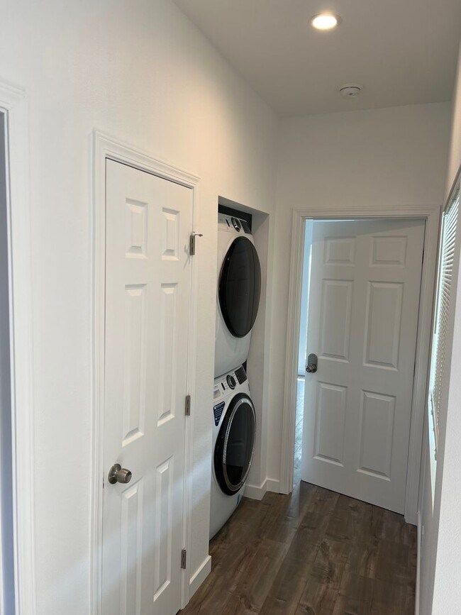 456 N Batavia St, Unit 458 in Orange, CA - Building Photo - Building Photo