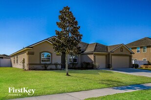 4007 Cormorant Ln in Middleburg, FL - Building Photo