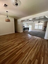 15321 Lake Berryessa Ct in Bakersfield, CA - Building Photo - Building Photo