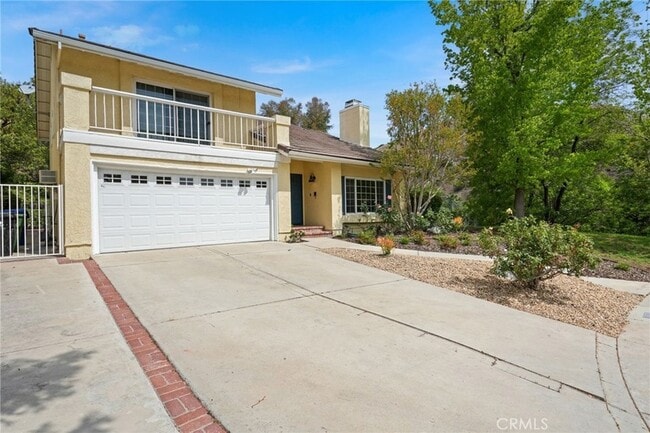 7169 Castle Peak Dr in Los Angeles, CA - Foto de edificio - Building Photo