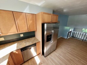 818 Eastchester Dr in Columbus, OH - Building Photo - Building Photo