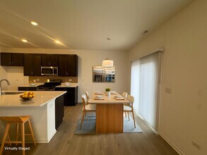 25736 W Wakefield Dr in Plainfield, IL - Building Photo - Building Photo