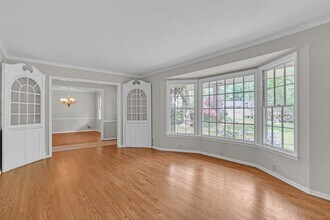 1561 Springfield Ct in Dunwoody, GA - Building Photo - Building Photo