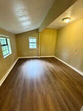 115 9th Ave in Nederland, TX - Building Photo - Building Photo