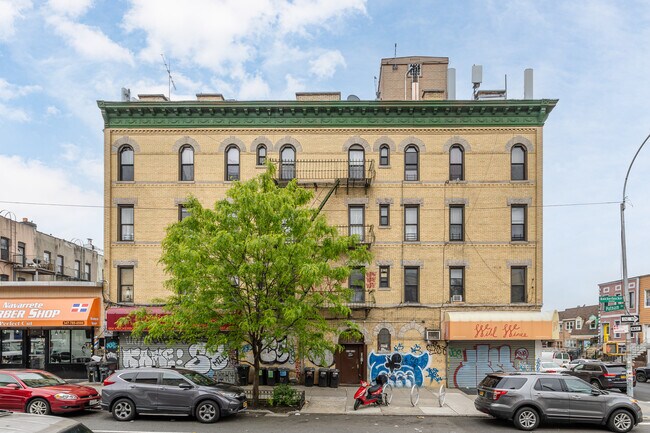 660 Knickerbocker Ave in Brooklyn, NY - Building Photo - Building Photo