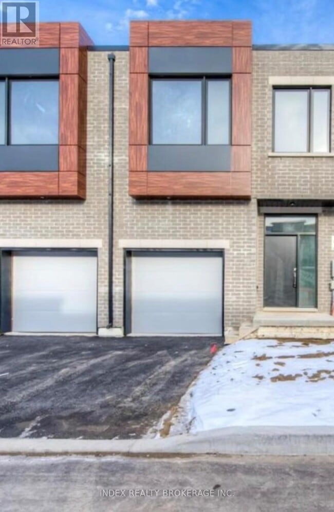 property at 416-416 Dundas St S