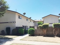 3344 E Sierra Madre Ave in Fresno, CA - Building Photo - Building Photo