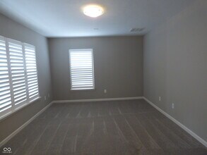 8213 Katrina Way in Fishers, IN - Building Photo - Building Photo