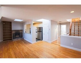 469 Massachusetts Ave, Unit 5 in Boston, MA - Building Photo - Building Photo