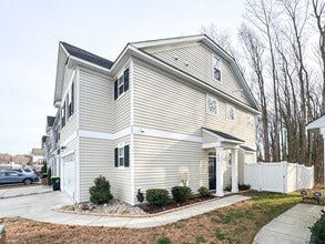 648 Revival Ln in Virginia Beach, VA - Building Photo - Building Photo