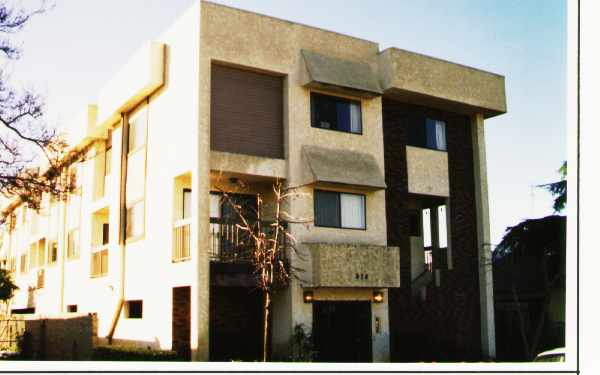 614 Salem St in Glendale, CA - Foto de edificio - Building Photo