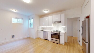 3320 Octavia St in San Francisco, CA - Building Photo - Building Photo