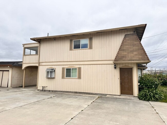 11435 Del Monte Ave in Castroville, CA - Building Photo - Building Photo