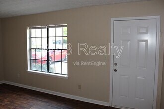 195 Meadowbrook Ct in Fayetteville, GA - Building Photo - Building Photo