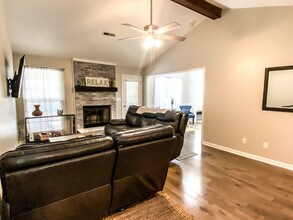 108 Betty Garrett Dr in Madison, AL - Building Photo - Building Photo
