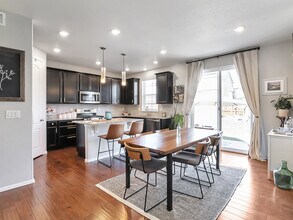 10553 Casper Pl in Parker, CO - Foto de edificio - Building Photo