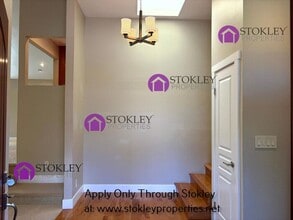 66 Cuesta Way in Walnut Creek, CA - Building Photo - Building Photo