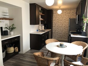 9710 Regent St, Unit #2 in Los Angeles, CA - Foto de edificio - Building Photo