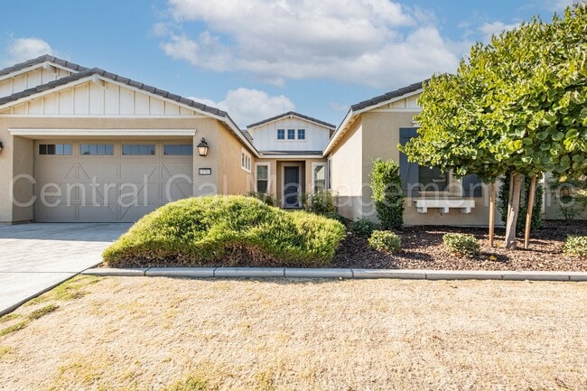 13703 Pixton Ave in Bakersfield, CA - Building Photo - Building Photo