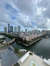 250 174th St in Sunny Isles Beach, FL - Building Photo - Building Photo