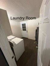 8022 S Willow St in French Camp, CA - Building Photo - Building Photo