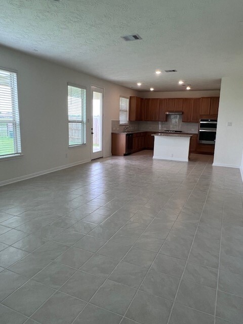 property at 678 Imperial Lp