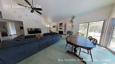 259 Forest View Dr in Blanco, TX - Building Photo - Building Photo